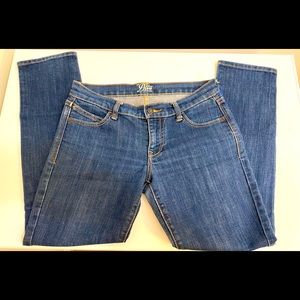 Old navy diva jeans size 4